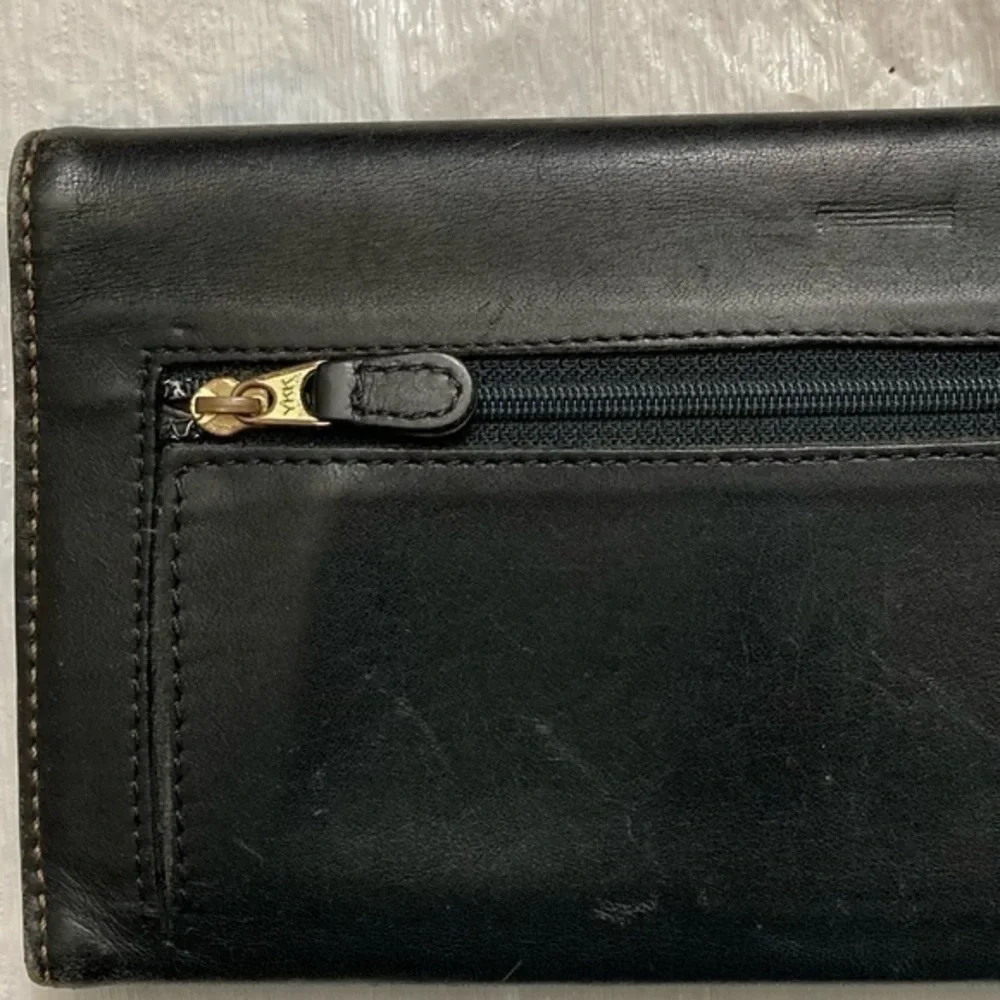 Coach vintage black leather wallet
